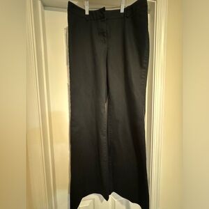 New York & Co. work trouser in wide leg. Size 4 tall